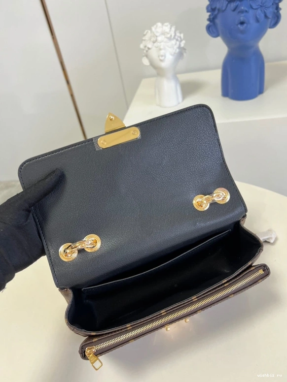 WIS VUITTON MARCEAU LOUIS 0121